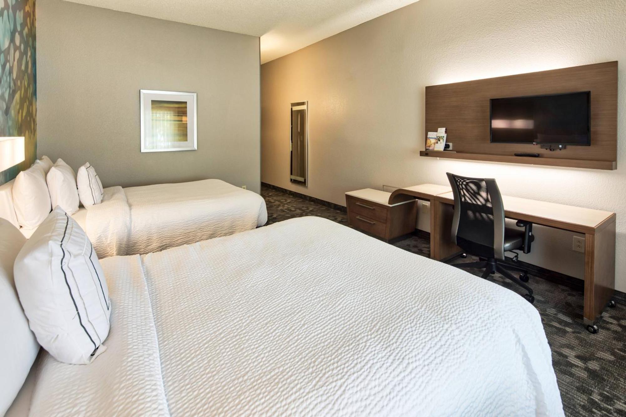 คอร์ตยาร์ด รอคฮิลล์ Hotel ร็อคฮิลล์ ภายนอก รูปภาพ