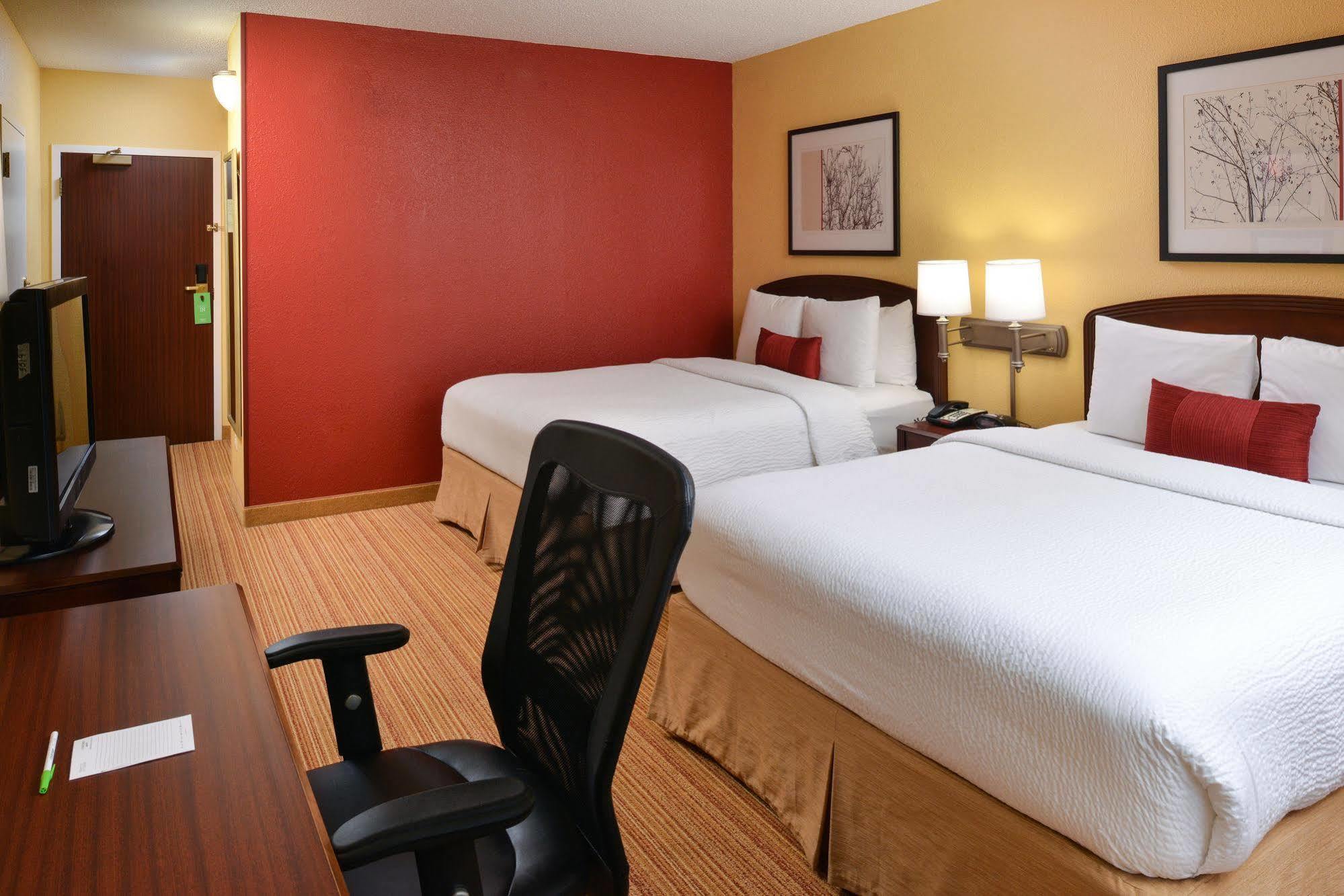 คอร์ตยาร์ด รอคฮิลล์ Hotel ร็อคฮิลล์ ภายนอก รูปภาพ