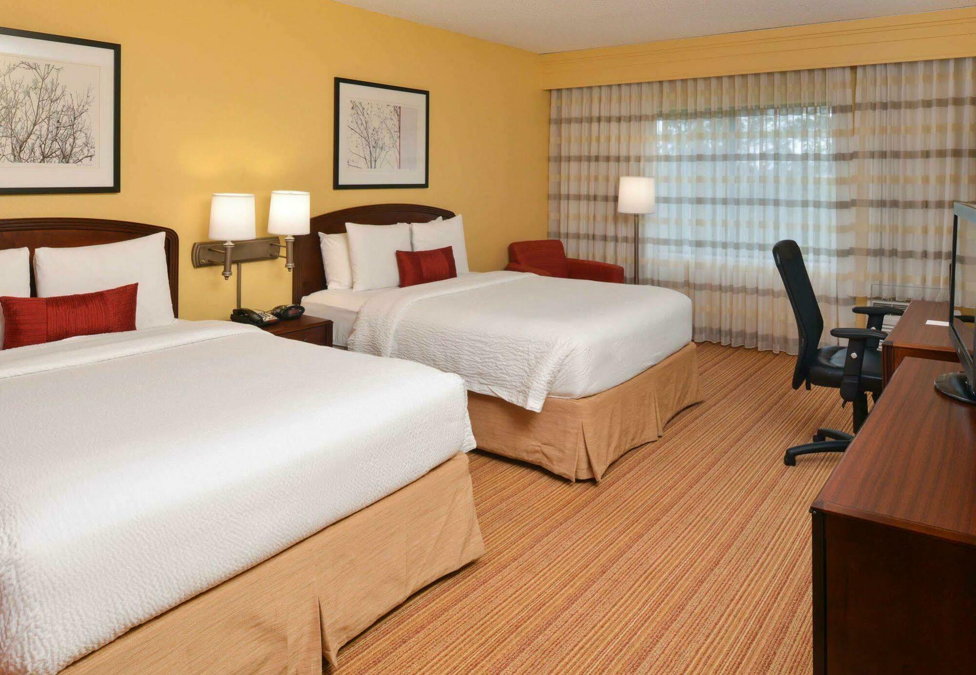 คอร์ตยาร์ด รอคฮิลล์ Hotel ร็อคฮิลล์ ภายนอก รูปภาพ